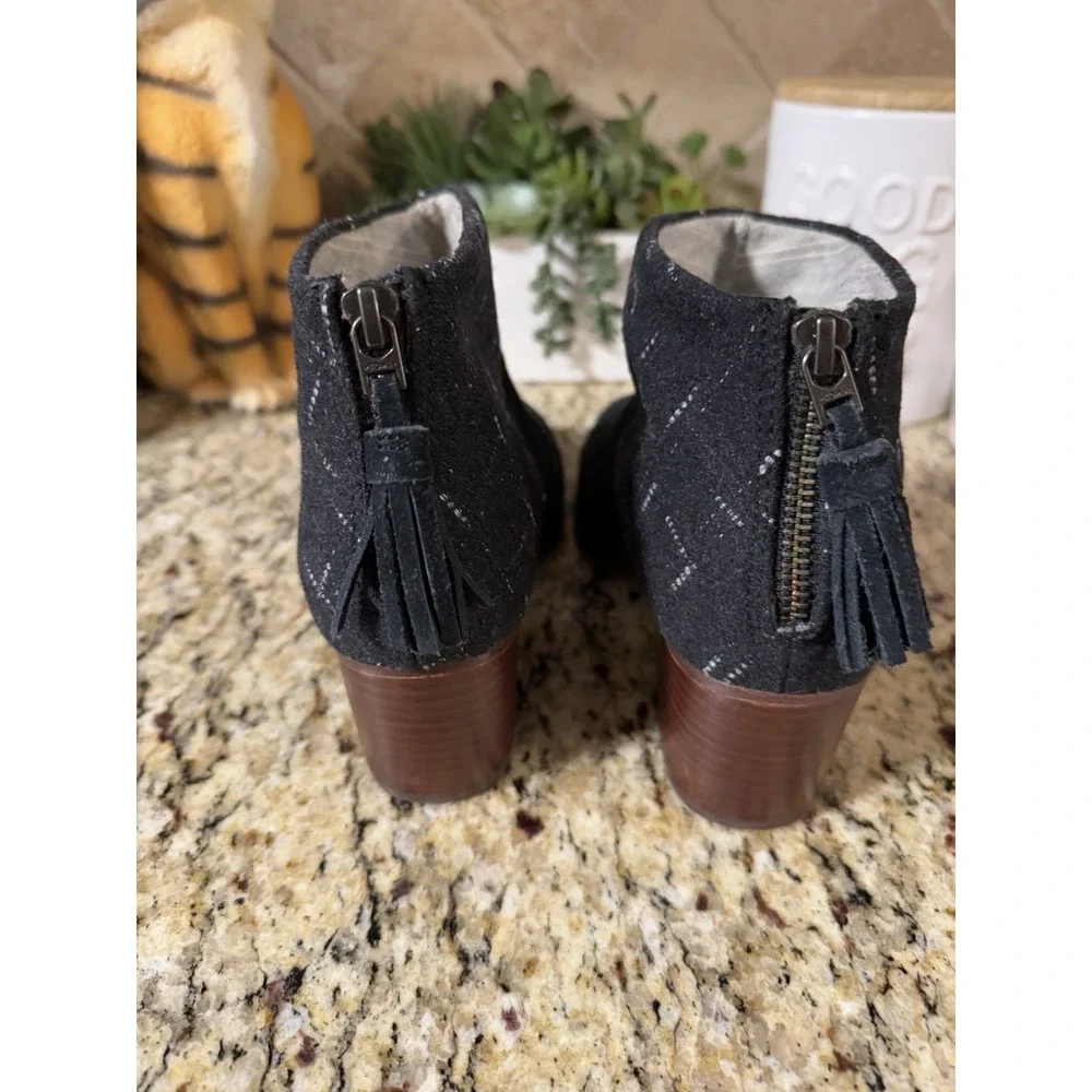 Toms Leila Ankle Booties Suede Wool Boots‎ Black Size 8